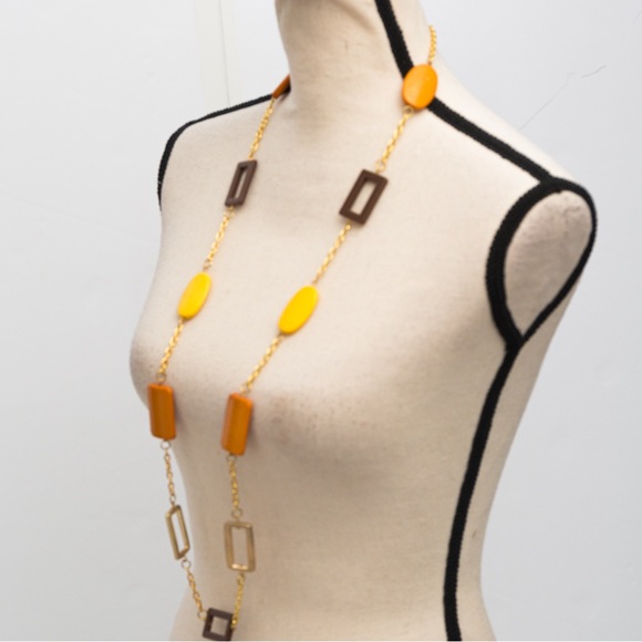 Longer length necklace geometric shapes 60s vibe gold, yellow, orange & brown - Picture 3 of 11